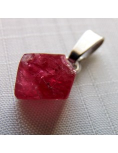 Spinelle rouge 3 octaèdres pendentif