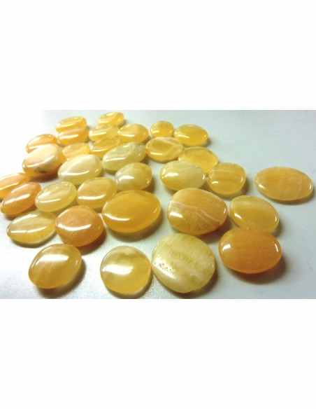 Calcite orange galet 20 a 25mm Calcite orange galet 20 a 25mm