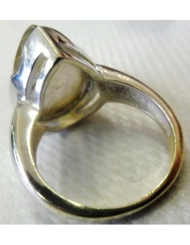 Quartz rutile en bague