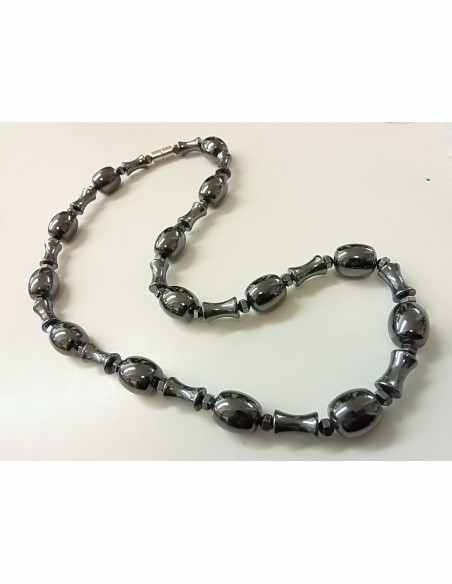 Collier magnetite aimante