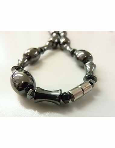 Collier magnetite aimante