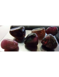 Tourmaline violette, tourmaline mauve polis