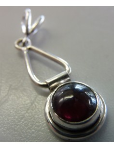 Grenat petit pendentif