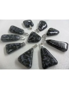 Merlinite en pendentif 2