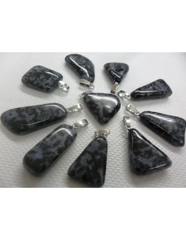 Merlinite en pendentif