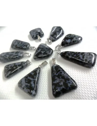 Merlinite en pendentif