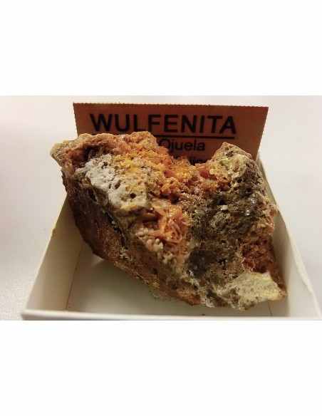 Wulfenite, mimetite mineral