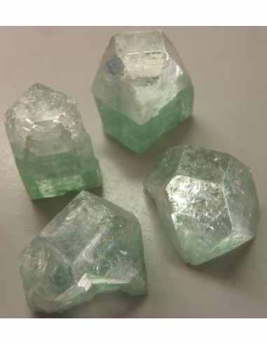 Apophyllite verte cristal 19g