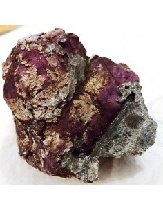 Purpurite mineral 2