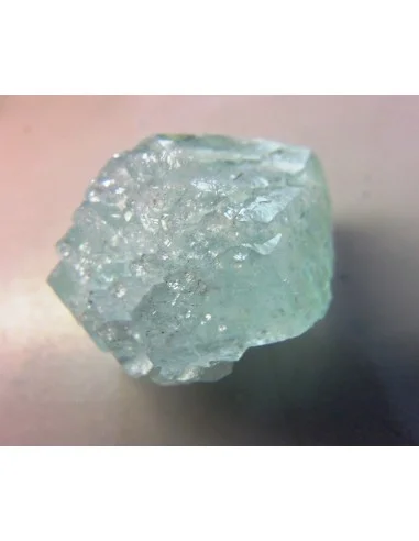 Apophyllite verte percé