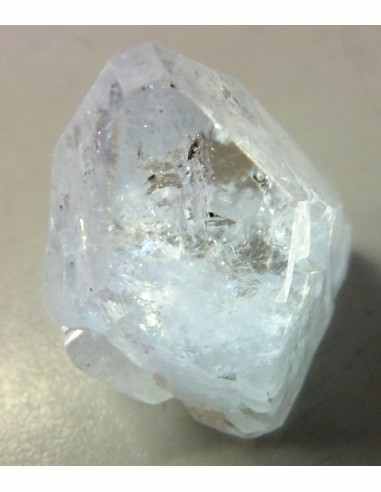 Apophyllite blanche pyramide 25 a 30mm