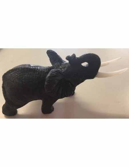 Elephant en Astrophyllite