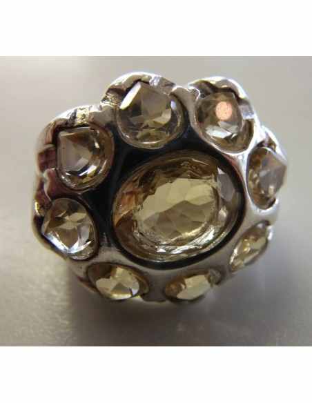 Topaze imperiale bague 9 gemmes