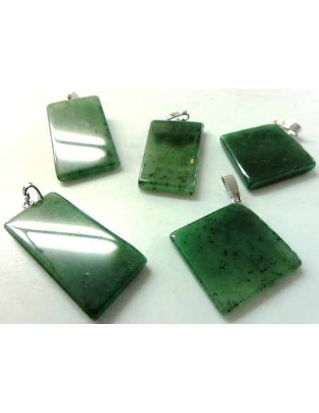 Grenat verte, grossulaire pendentif Grenat verte, grossulaire pendentif