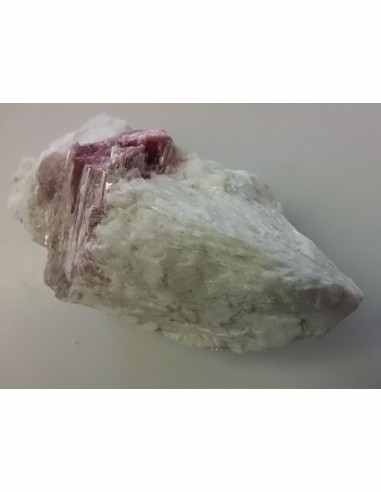 Clevelandite,Tourmaline rose mineral