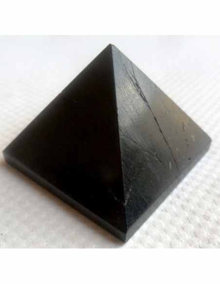 Tourmaline noire pyramide Tourmaline noire pyramide