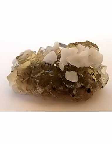 Fluorite jaune avec adamite