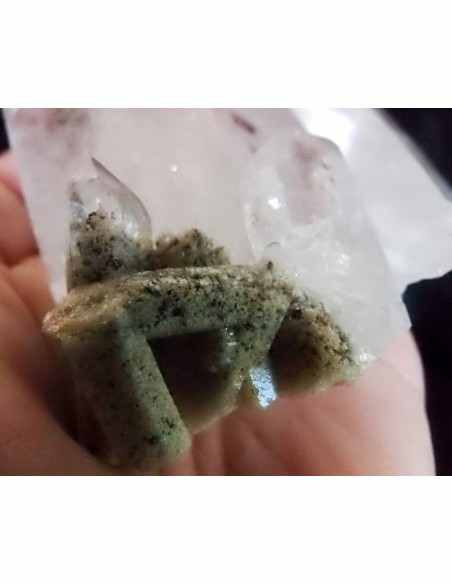 Quartz fantome vert geode 8cm