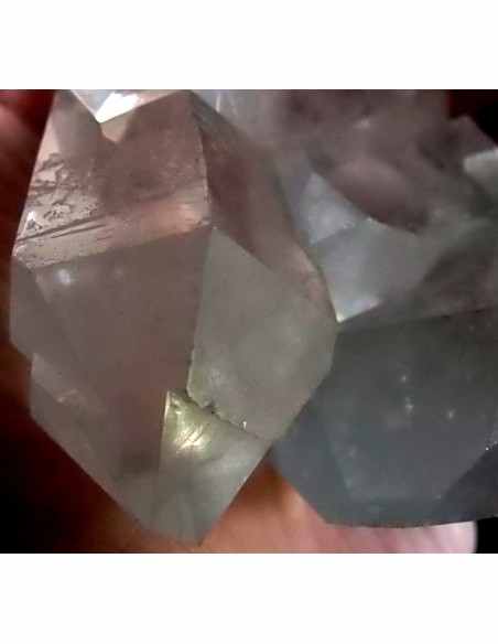 Quartz fantome vert geode 8cm