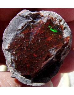 Opale noble rouge