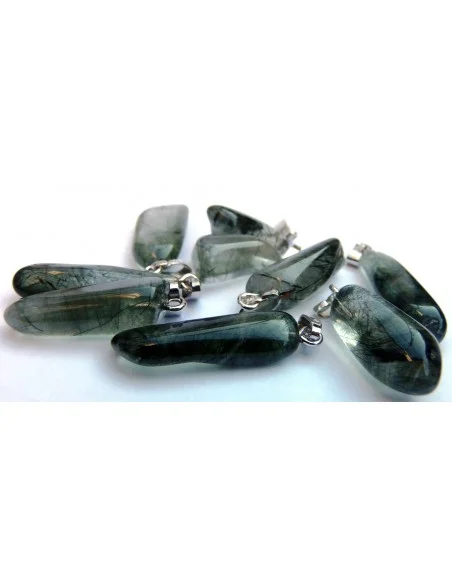 Actinolite en pendentif Actinolite en pendentif