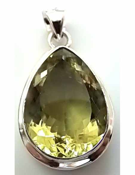 Pendentif en Topaze dore Pendentif en Topaze dore