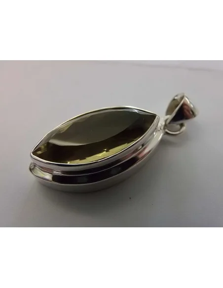 Topaze doré monté en argent Topaze doré monté en argent