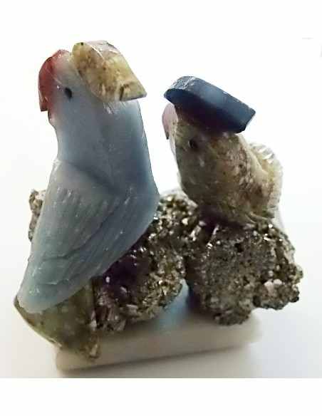 Deux oiseaux  en pierre