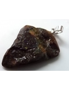 Tantalite, Opale pendentif 2