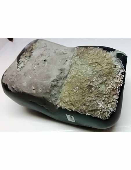 Magnifique Geode amethyste sur agate