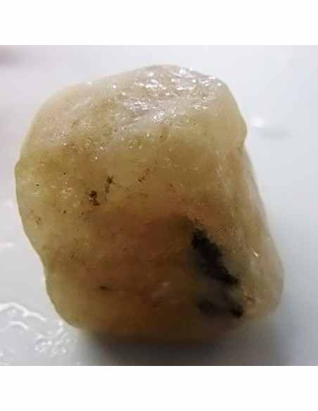 Heliodore mineral 12 a 17g. Heliodore mineral 12 a 17g.