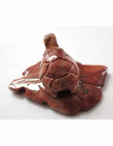 Tortue sur feuille steatite