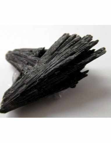 Taramite mineral