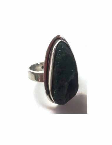 Uvarowite cristalise bague