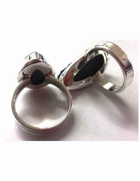 Uvarowite cristalise bague