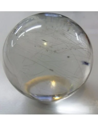 Sphere en quartz aux rutiles