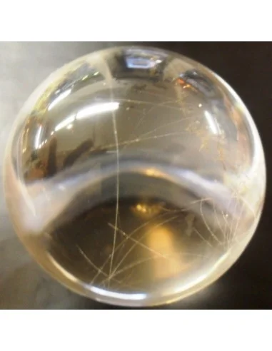 Sphere en quartz aux rutiles