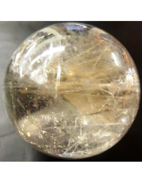 Sphere en quartz aux rutiles Sphere en quartz aux rutiles