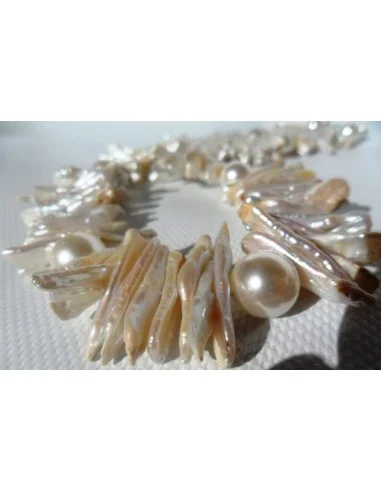 Collier en perle Biwa 