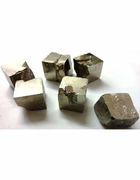 Pyrite cube 16 a 19mm Pyrite cube 16 a 19mm