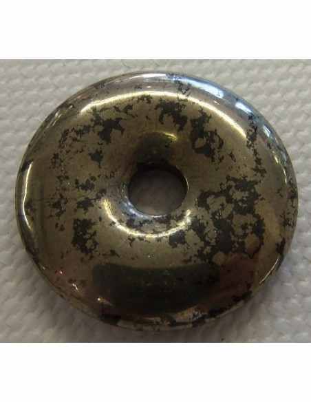 PI Chinois en Nuumite dans pyrite 30mm PI Chinois en Nuumite dans pyrite 30mm