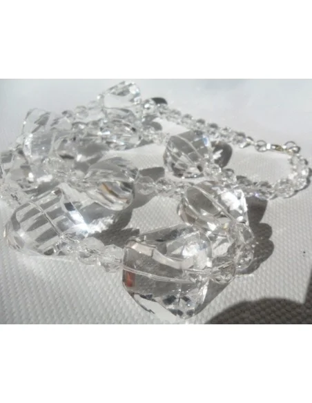 Manifique collier de  cristal de roche