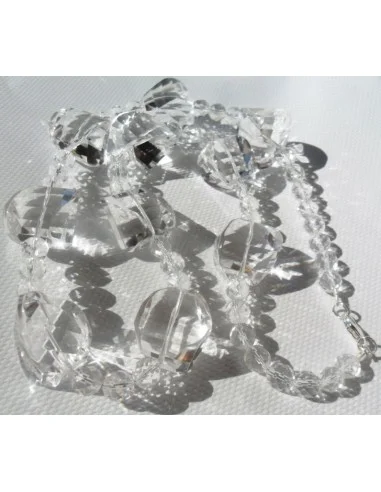 Manifique collier de  cristal de roche