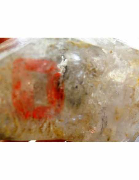 Quartz sceptre bipointé avec goutte d'eau Quartz sceptre bipointé avec goutte d'eau