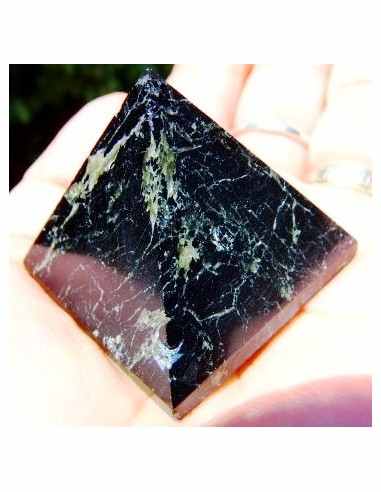 Pyramide tourmaline verte, Verdelite