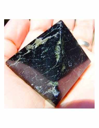 Pyramide tourmaline verte, Verdelite