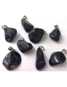 Pendentif en pierre 2