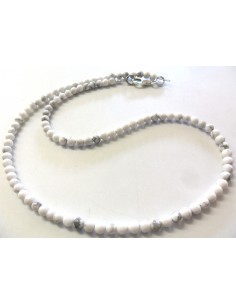 Collier magnesite, howlite 4mm 2