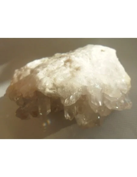 Quartz aurora en géode
