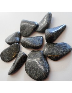 Larvikite polis 2